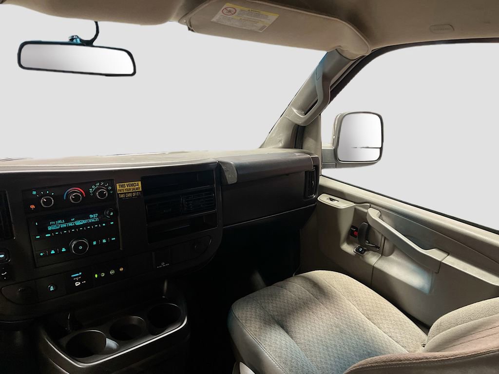 Used 2024 Chevrolet Express 2500 w/ Driver Convenience Package image 21