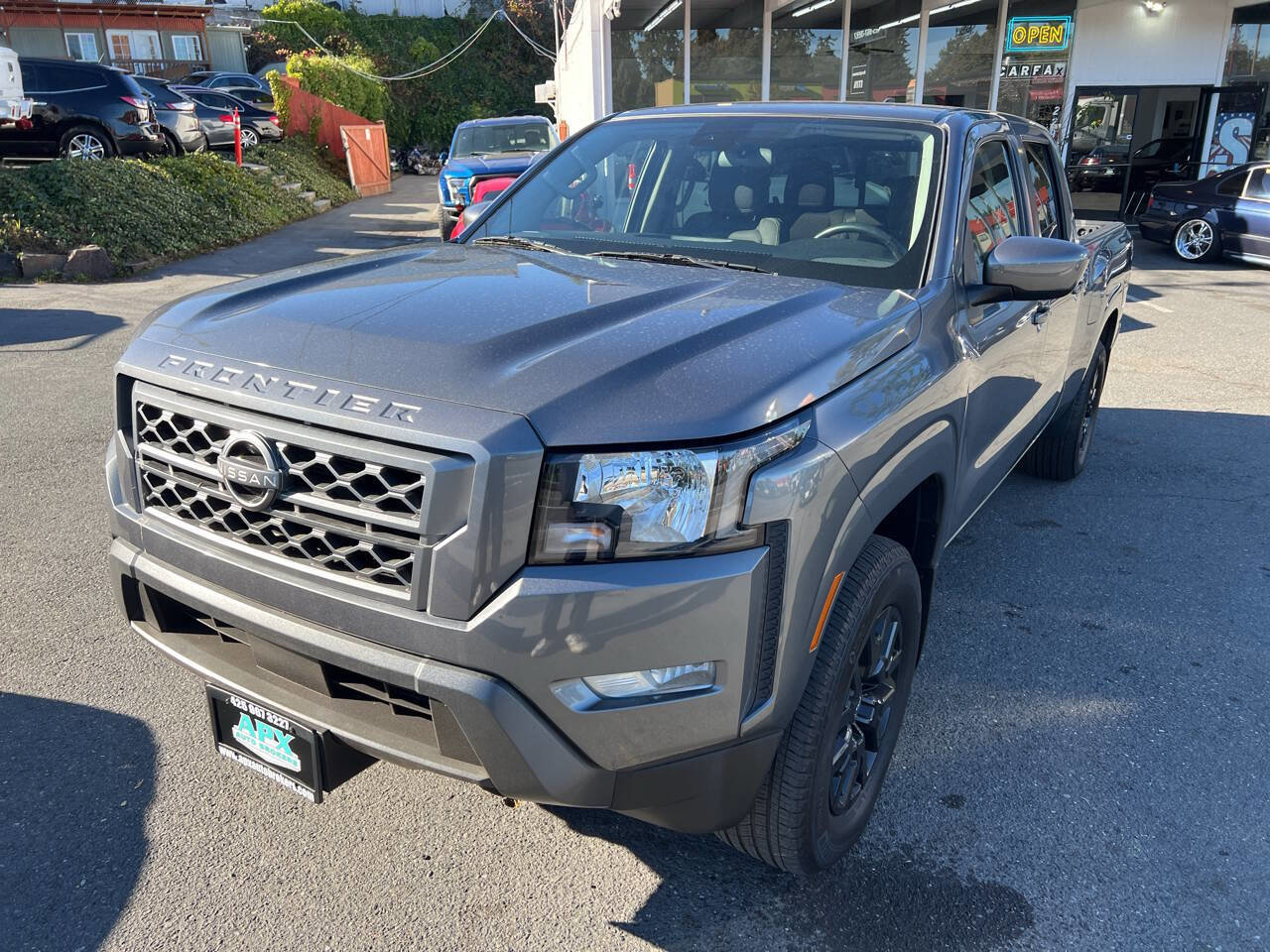 Used 2023 Nissan Frontier SV w/ Technology Package image 1