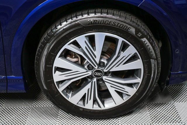 Used 2023 Audi Q4 e-tron Premium Plus w/ Premium Plus image 38