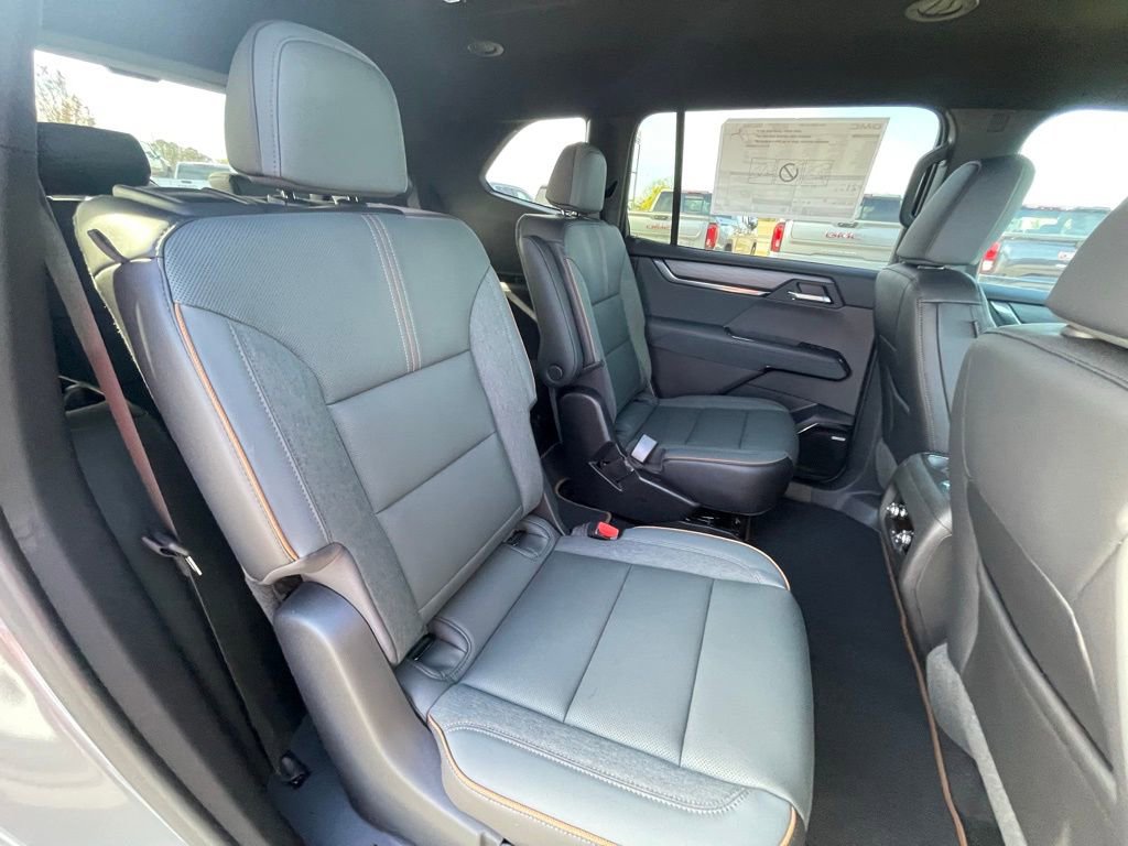 New 2026 GMC Acadia AT4 image 27