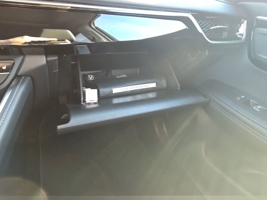 Certified 2025 Acura ADX FWD image 21