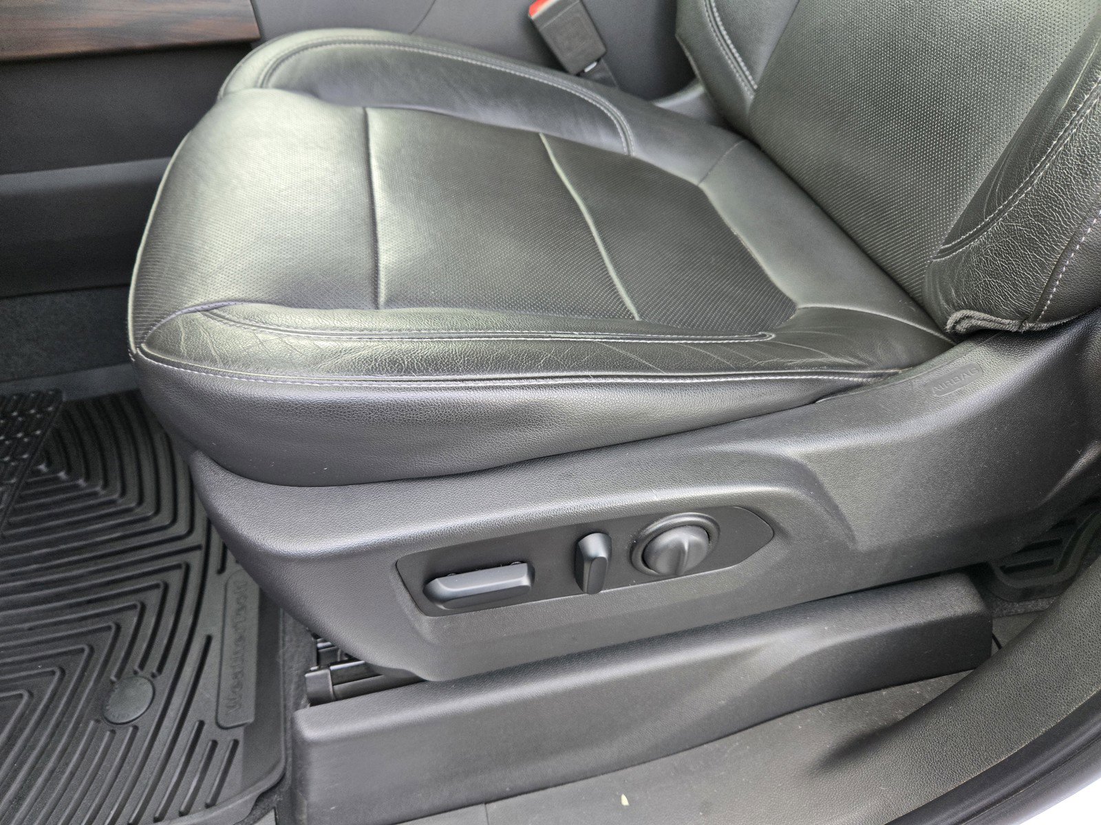 Used 2020 GMC Sierra 1500 SLT w/ SLT Premium Package image 14