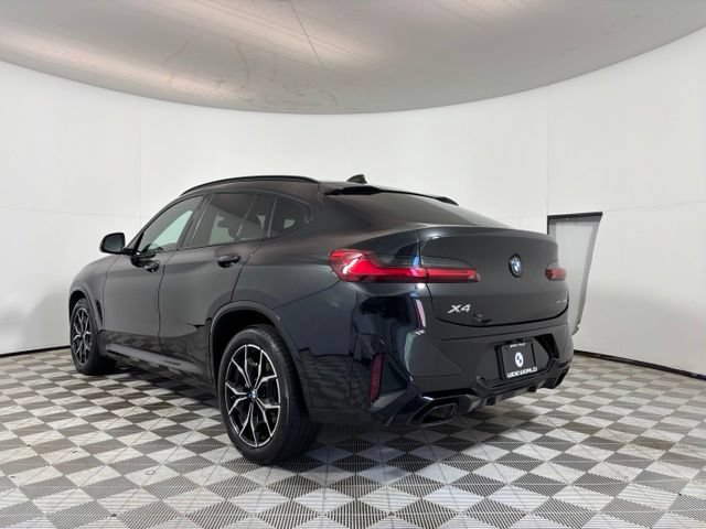Used 2023 BMW X4 xDrive30i w/ M Sport Package AWD/4WD image 5
