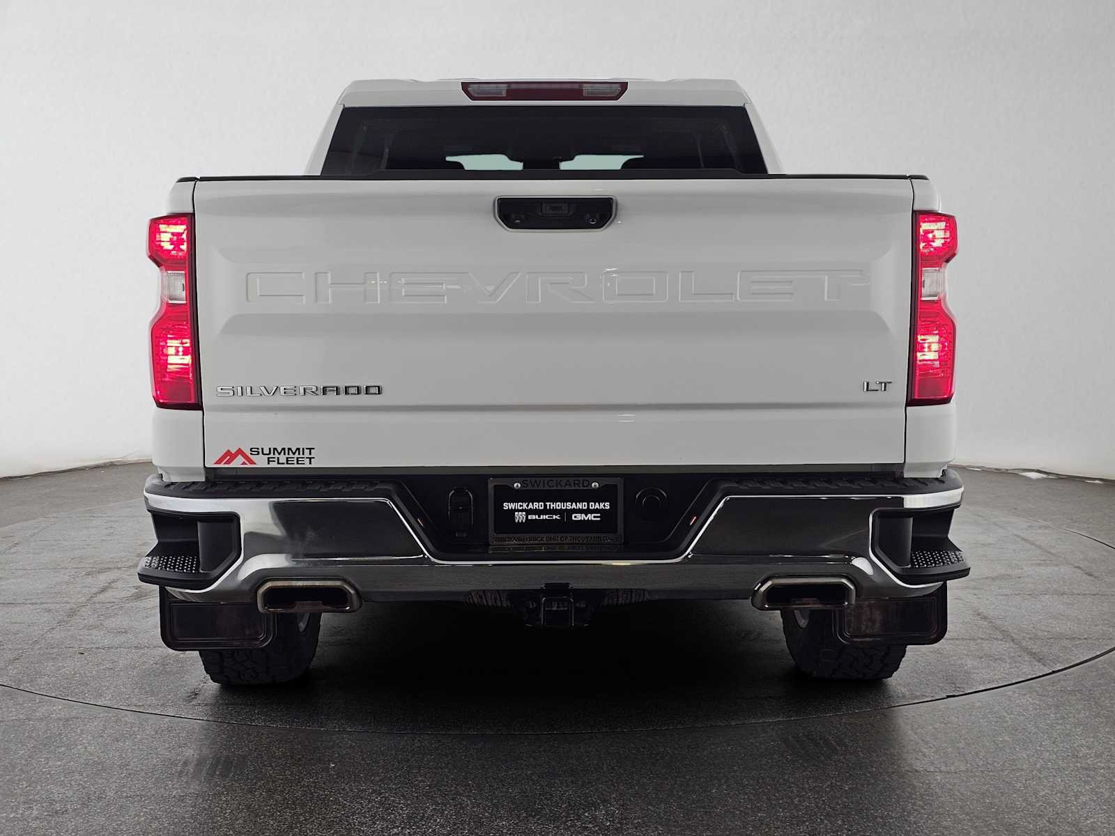 Used 2023 Chevrolet Silverado 1500 LT w/ Z71 Off-Road Package AWD/4WD image 4