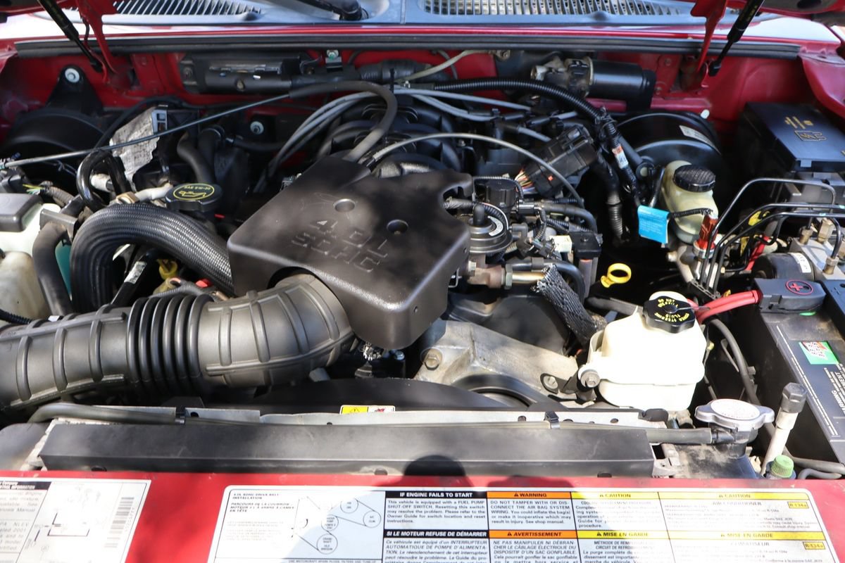 Used 2001 Ford Explorer Sport AWD/4WD image 34