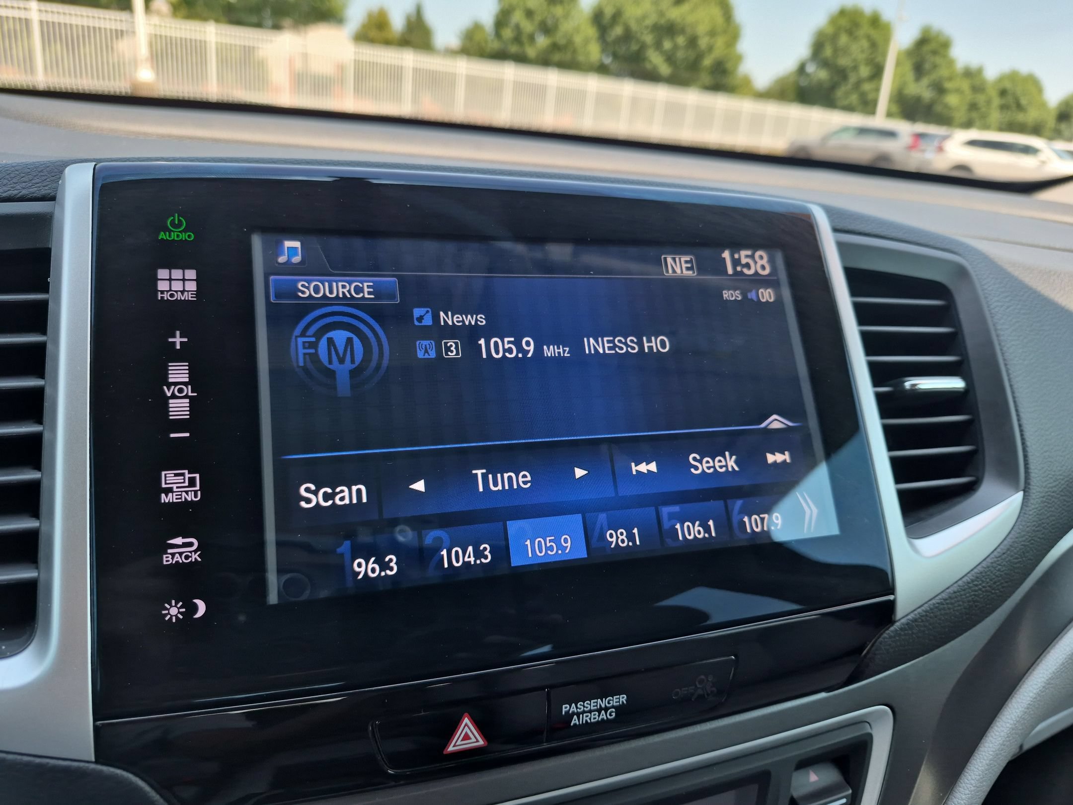 Used 2016 Honda Pilot EX image 18