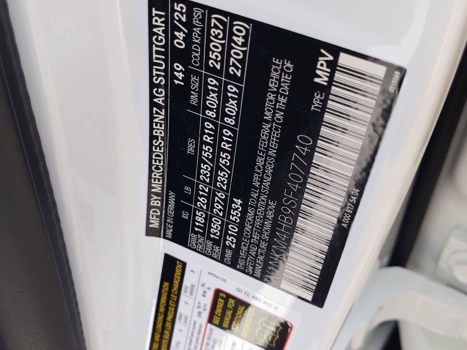 Used 2025 Mercedes-Benz GLC 300 4MATIC image 37