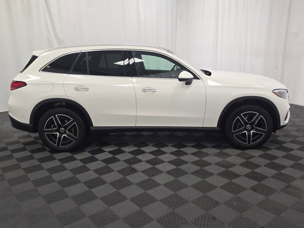 New 2026 Mercedes-Benz GLC 300 4MATIC image 7