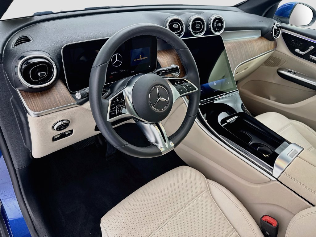 Certified 2026 Mercedes-Benz GLC 300 image 9