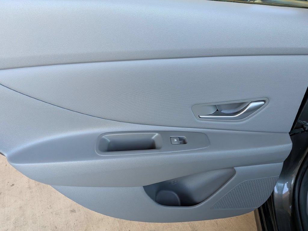 Used 2026 Hyundai Elantra Sport FWD image 22