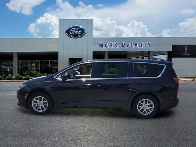 Used 2022 Chrysler Voyager LX FWD video 2