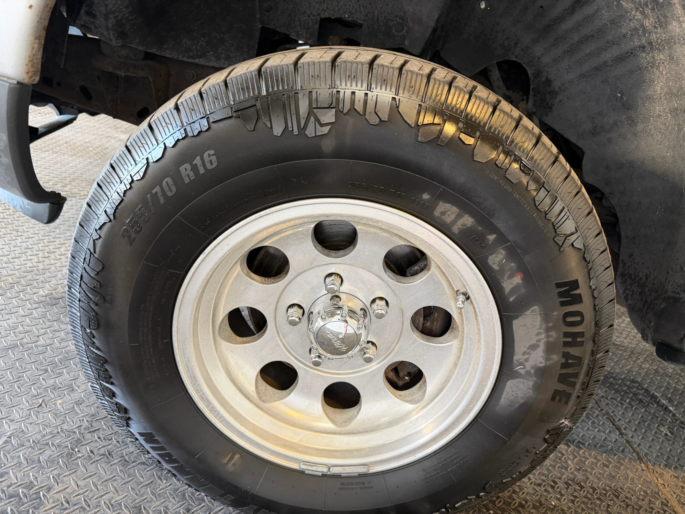 Used 2000 Ford Expedition XLT AWD/4WD image 33