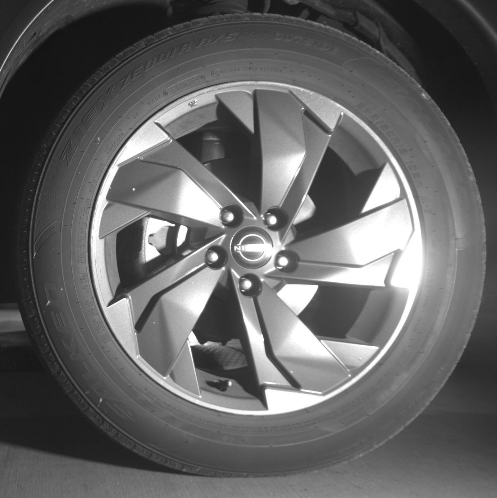 Used 2025 Nissan Rogue SV FWD image 15