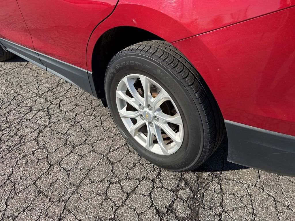Used 2018 Chevrolet Equinox LT image 24