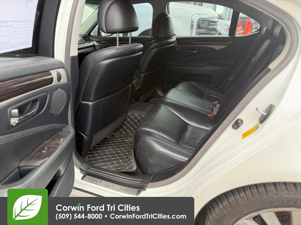 Used 2014 Lexus LS 460 AWD w/ Comfort Package image 8