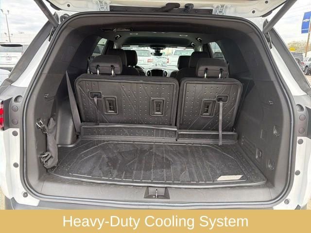 Used 2023 Chevrolet Traverse LT image 15