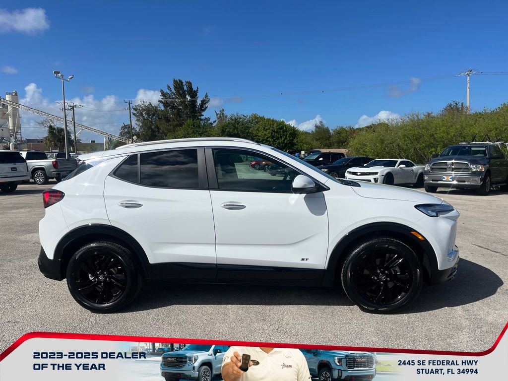 New 2026 Buick Encore GX Sport Touring image 8
