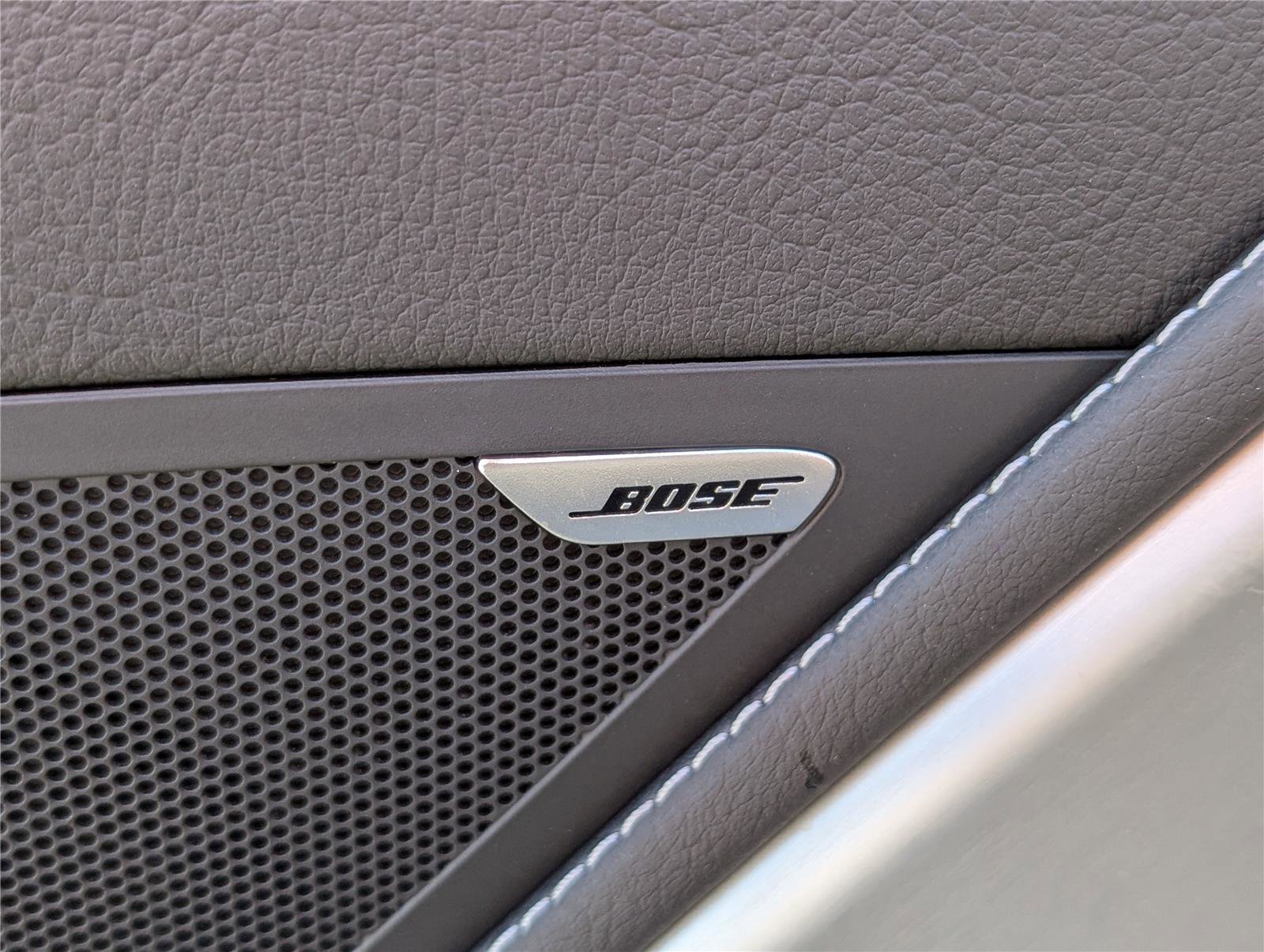 Used 2014 Chevrolet Corvette Stingray Convertible w/ 2LT Preferred Equipment Group image 17