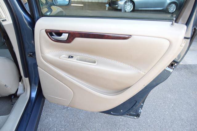 Used 2005 Volvo XC70 AWD/4WD image 53