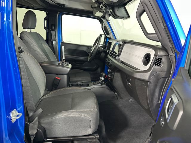 Used 2024 Jeep Wrangler Unlimited image 28