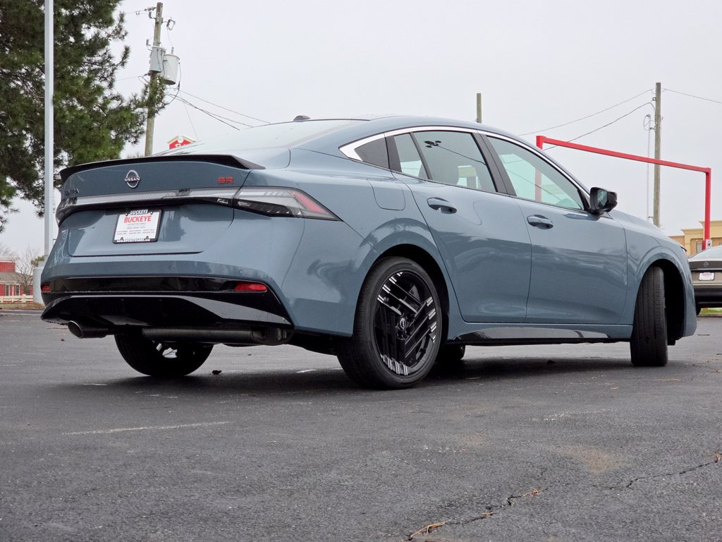 New 2026 Nissan Sentra SR w/ SR Premium Package FWD image 17