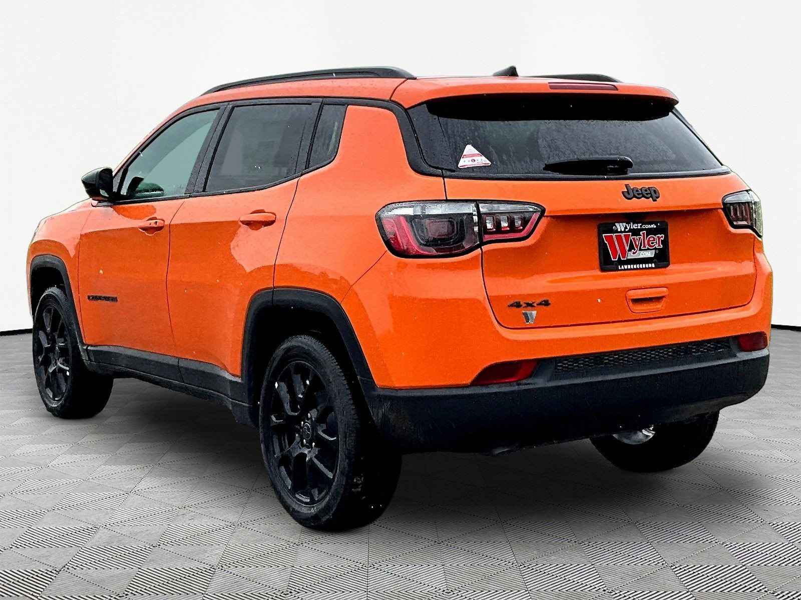 New 2026 Jeep Compass Latitude AWD/4WD image 4