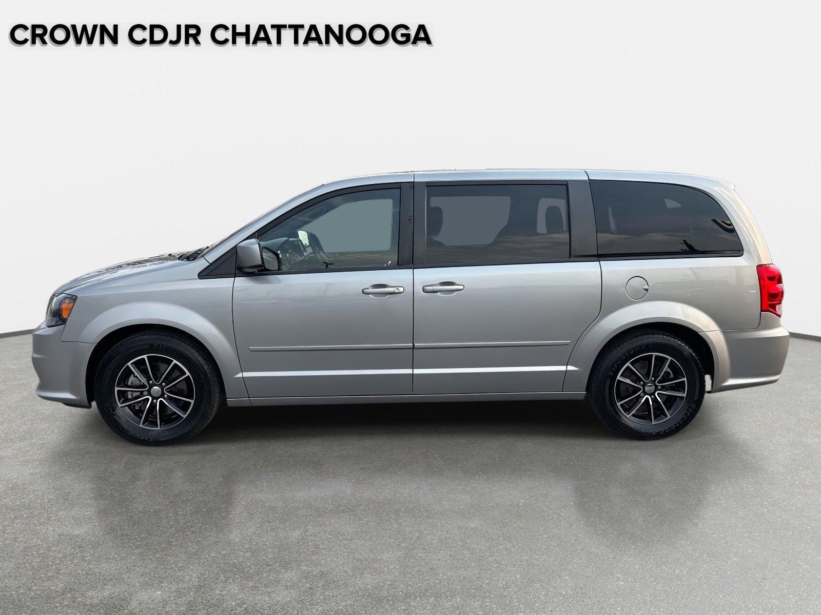 Used 2017 Dodge Grand Caravan SE image 7