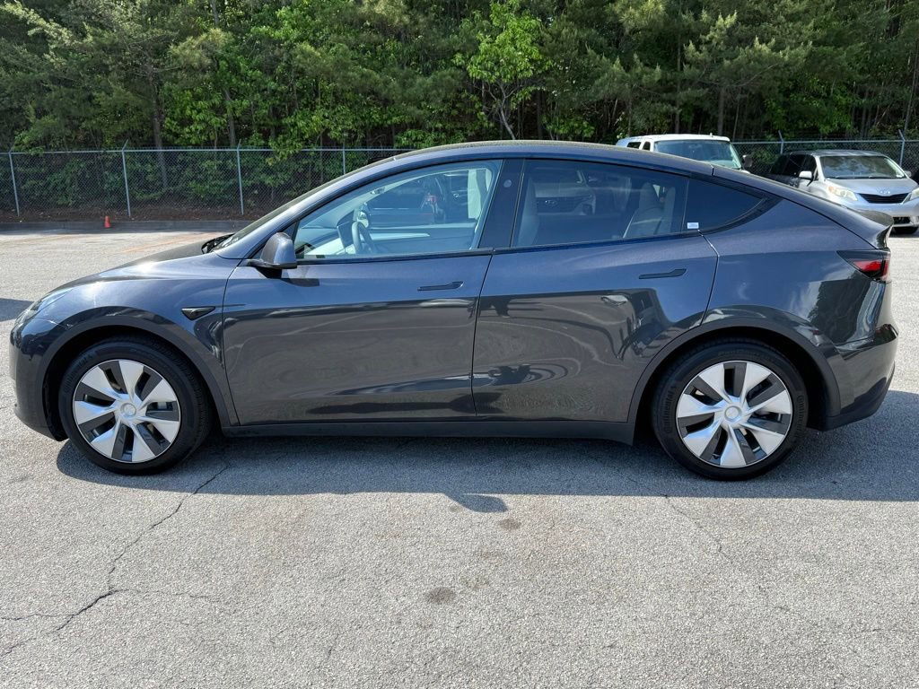 Used 2024 Tesla Model Y Long Range AWD/4WD image 4