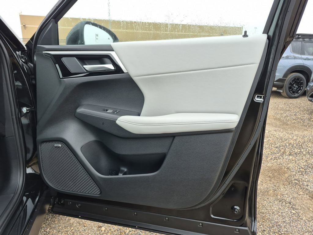 New 2026 Mitsubishi Outlander SE FWD image 47