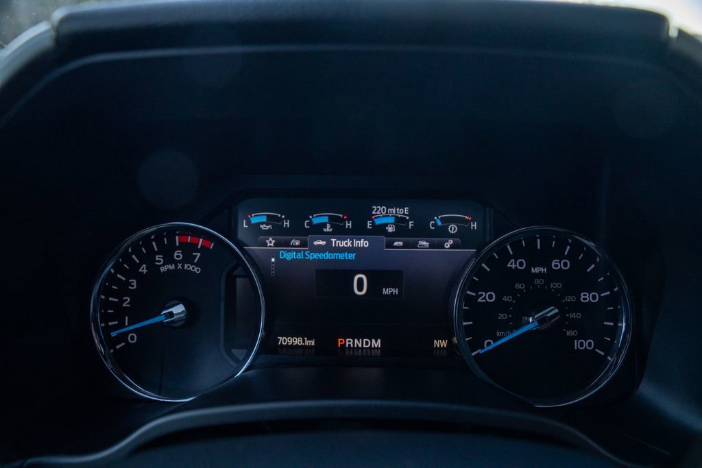 Used 2022 Ford F250 Lariat w/ Chrome Package image 21