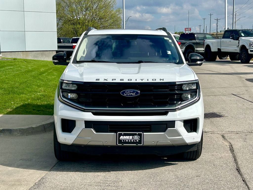 Certified 2025 Ford Expedition Max Platinum AWD/4WD image 8