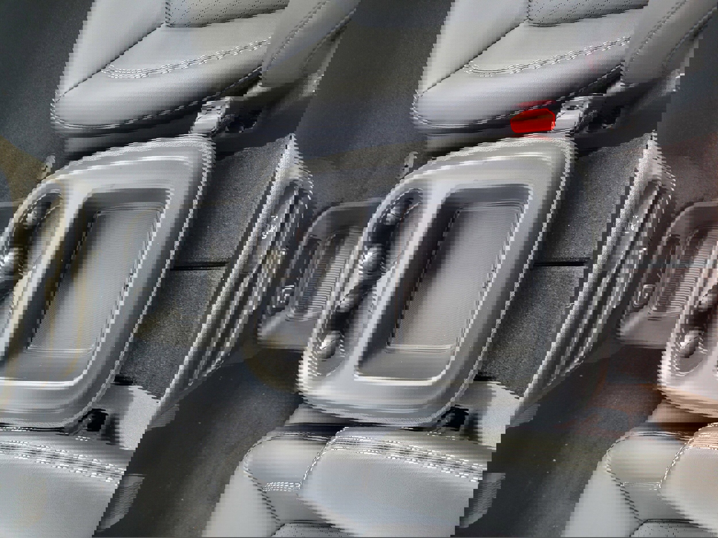 New 2026 Chrysler Pacifica Select w/ S Appearance Package image 21