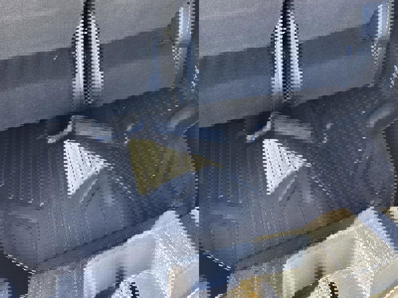 Used 2019 Ford Explorer Limited w/ Class III Trailer Tow Package image 15