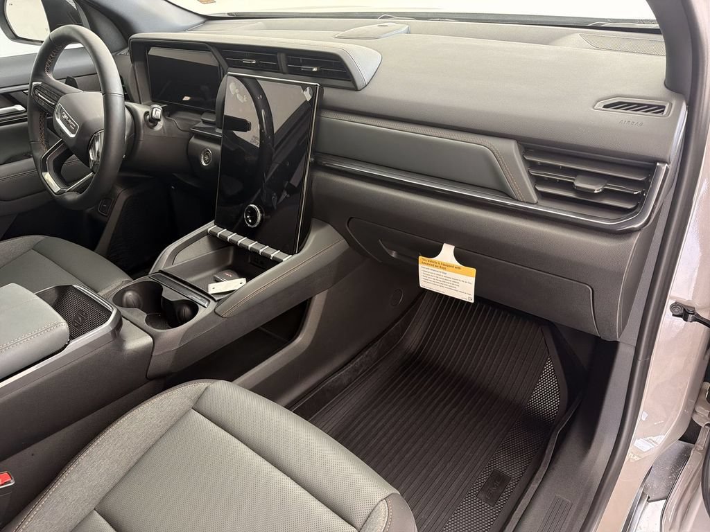 New 2026 GMC Terrain AT4 AWD/4WD image 30