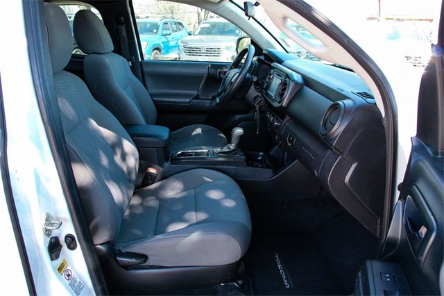 Used 2017 Toyota Tacoma SR image 24