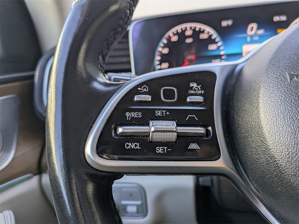 Used 2023 Mercedes-Benz GLS 450 4MATIC image 31