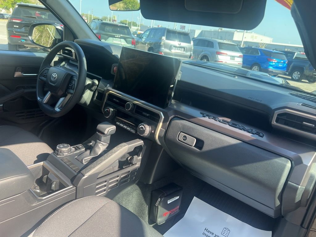 Used 2026 Toyota Tacoma TRD Sport image 11