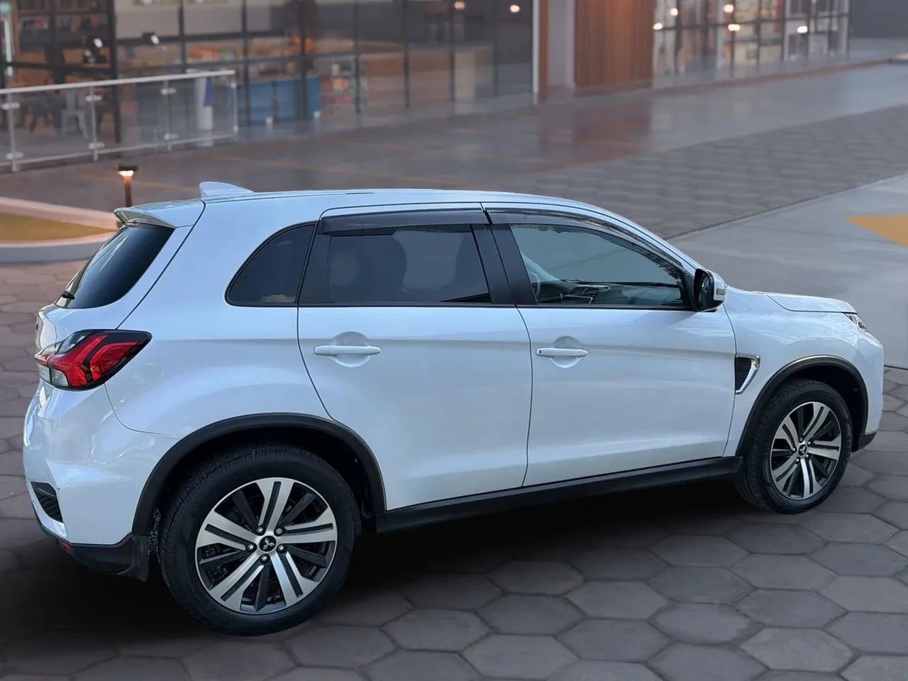 Used 2022 Mitsubishi Outlander Sport SE image 14