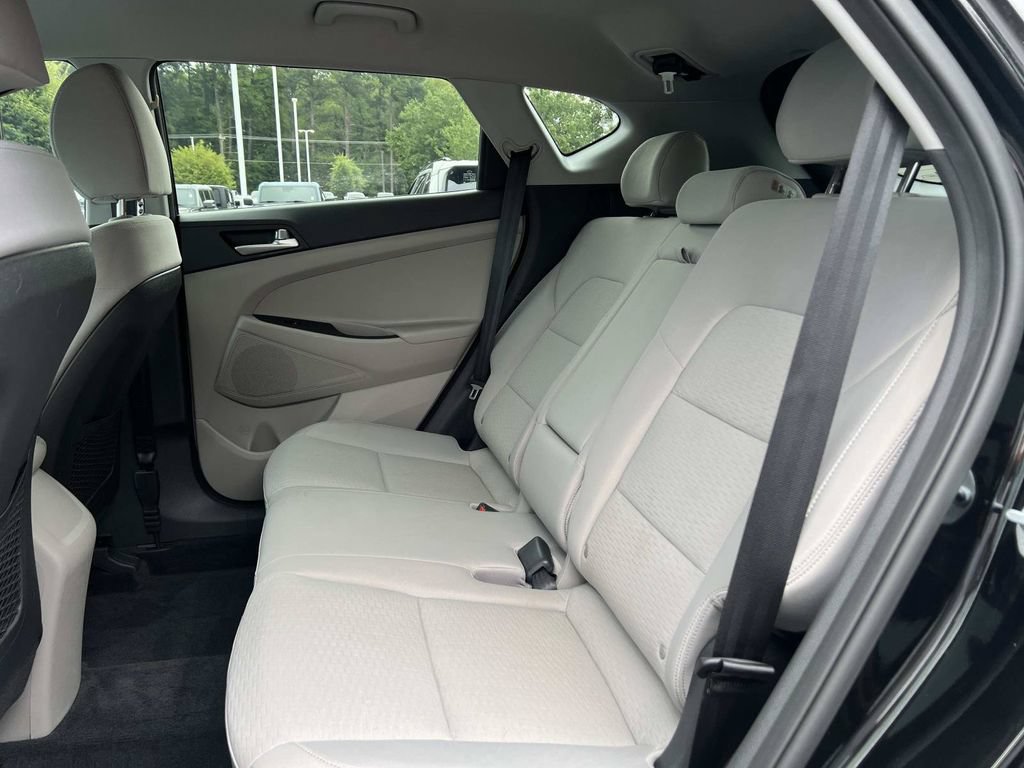 Used 2019 Hyundai Tucson Value w/ Cargo Package FWD image 12