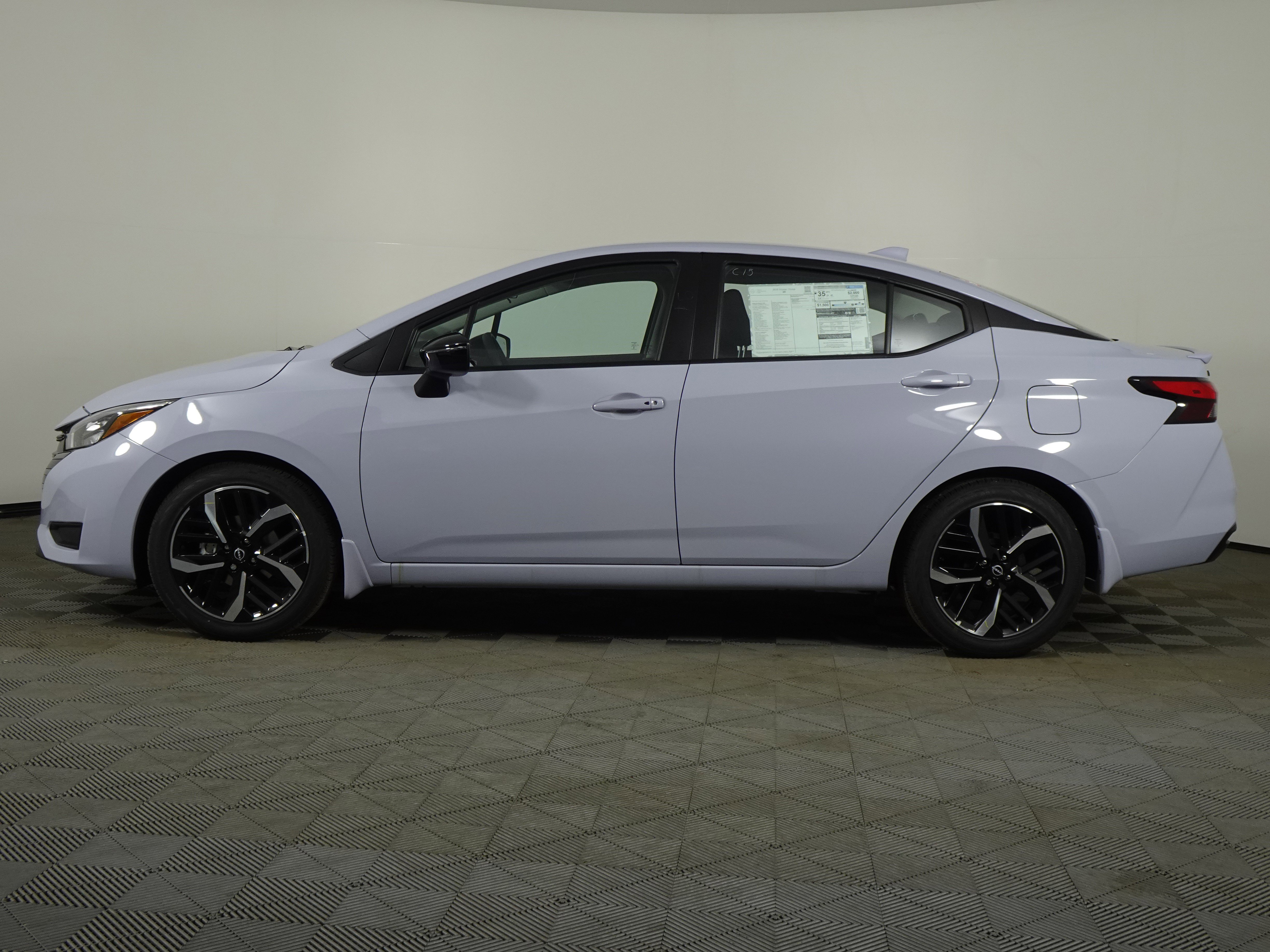 New 2025 Nissan Versa SR w/ Trunk Package image 15