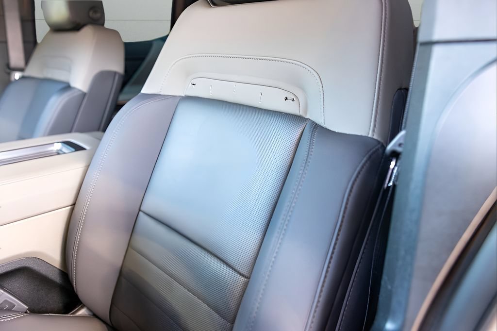 Used 2024 GMC Hummer EV 3X AWD/4WD image 44