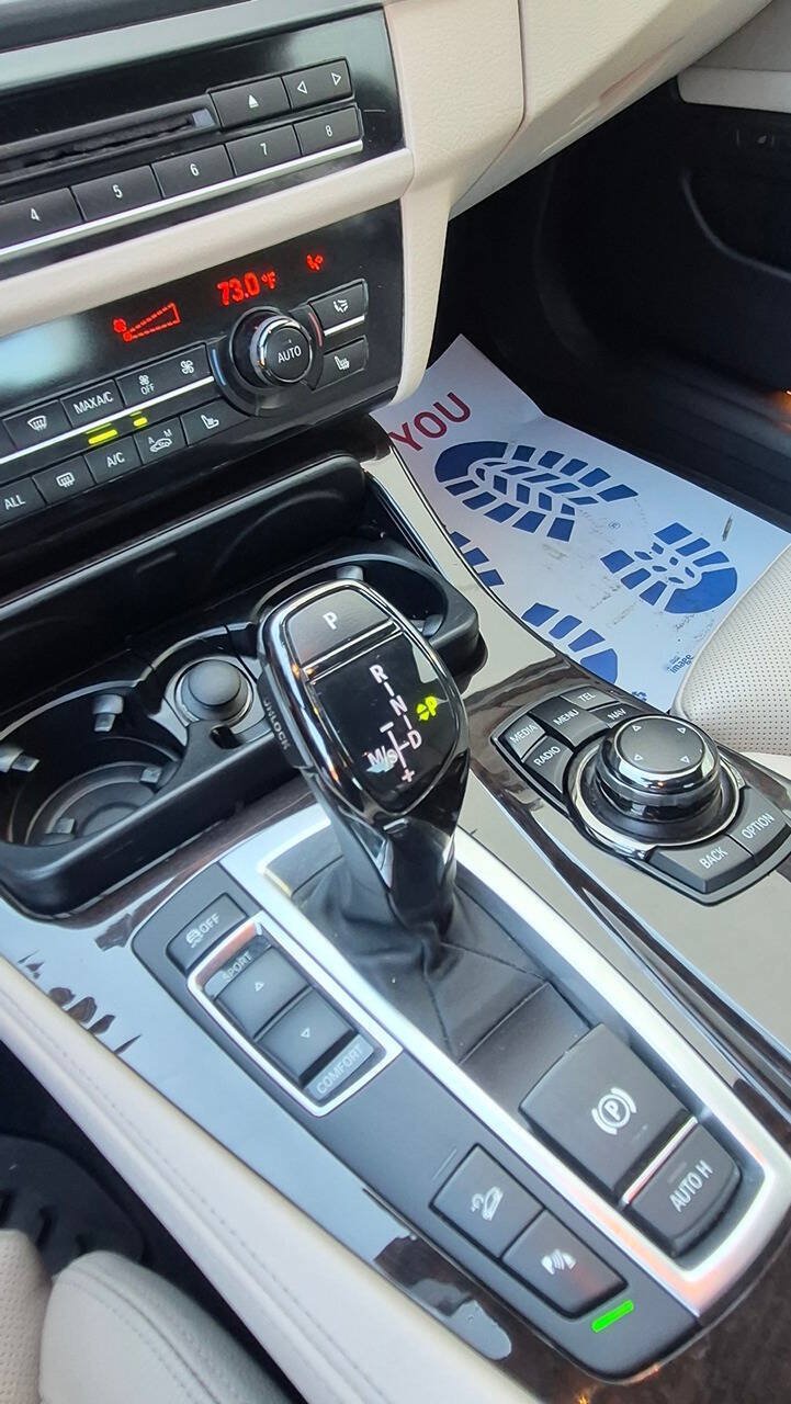 Used 2013 BMW 550i xDrive Sedan AWD/4WD image 51