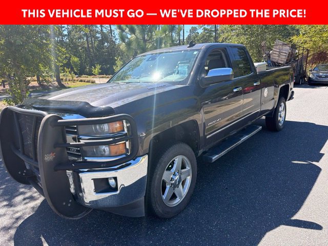 Used 2015 Chevrolet Silverado 2500 LTZ w/ Driver Alert Package AWD/4WD image 3