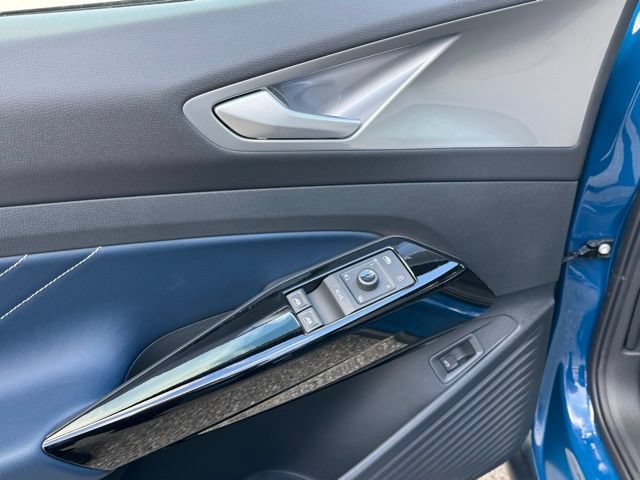 New 2025 Volkswagen ID.4 Pro S Plus AWD/4WD image 31