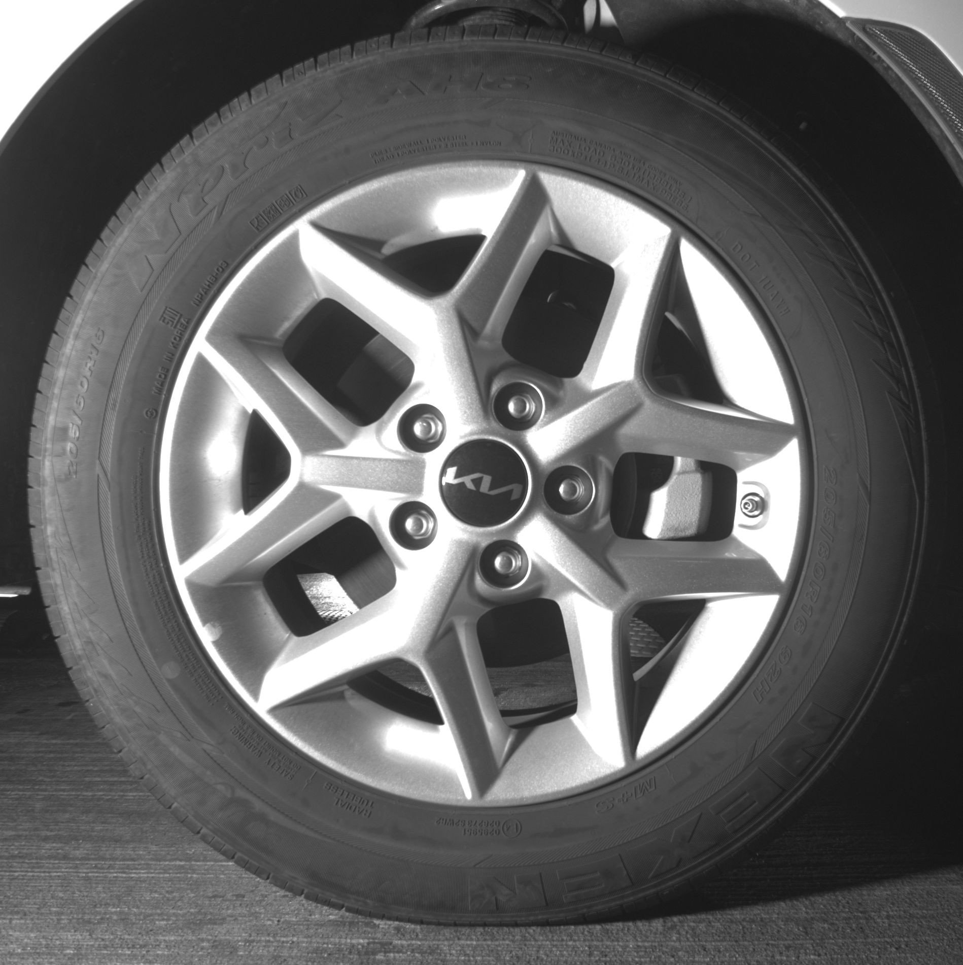 Used 2025 Kia Soul LX w/ LX Technology Package FWD image 13