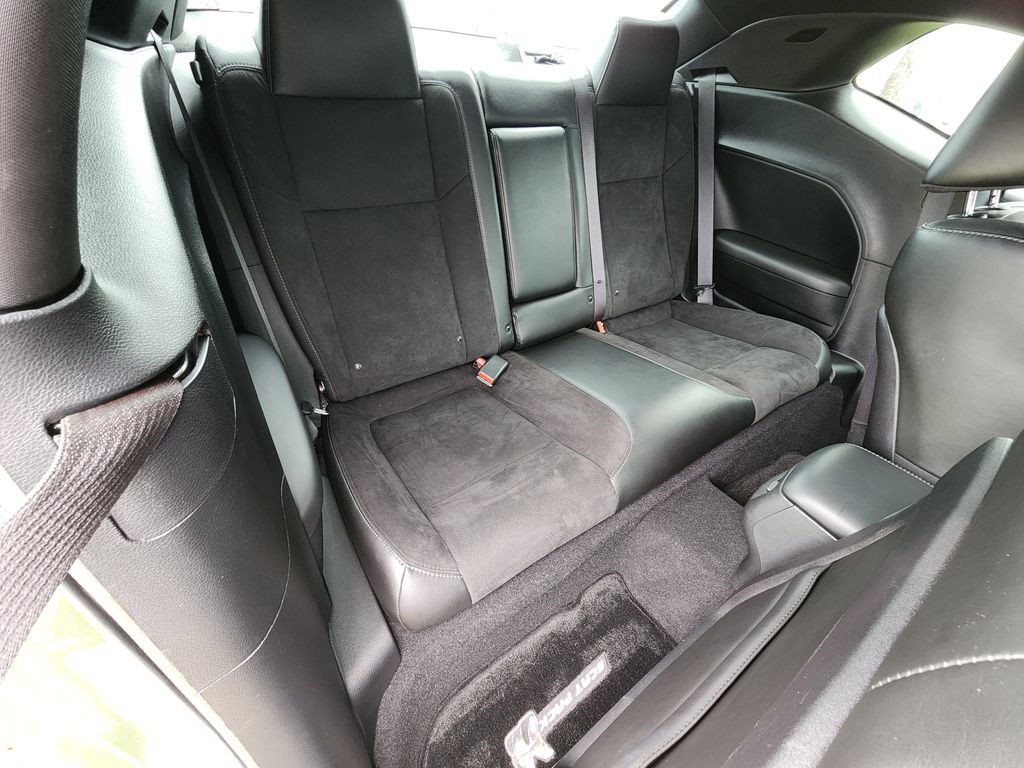 Used 2022 Dodge Challenger R/T Scat Pack RWD image 18