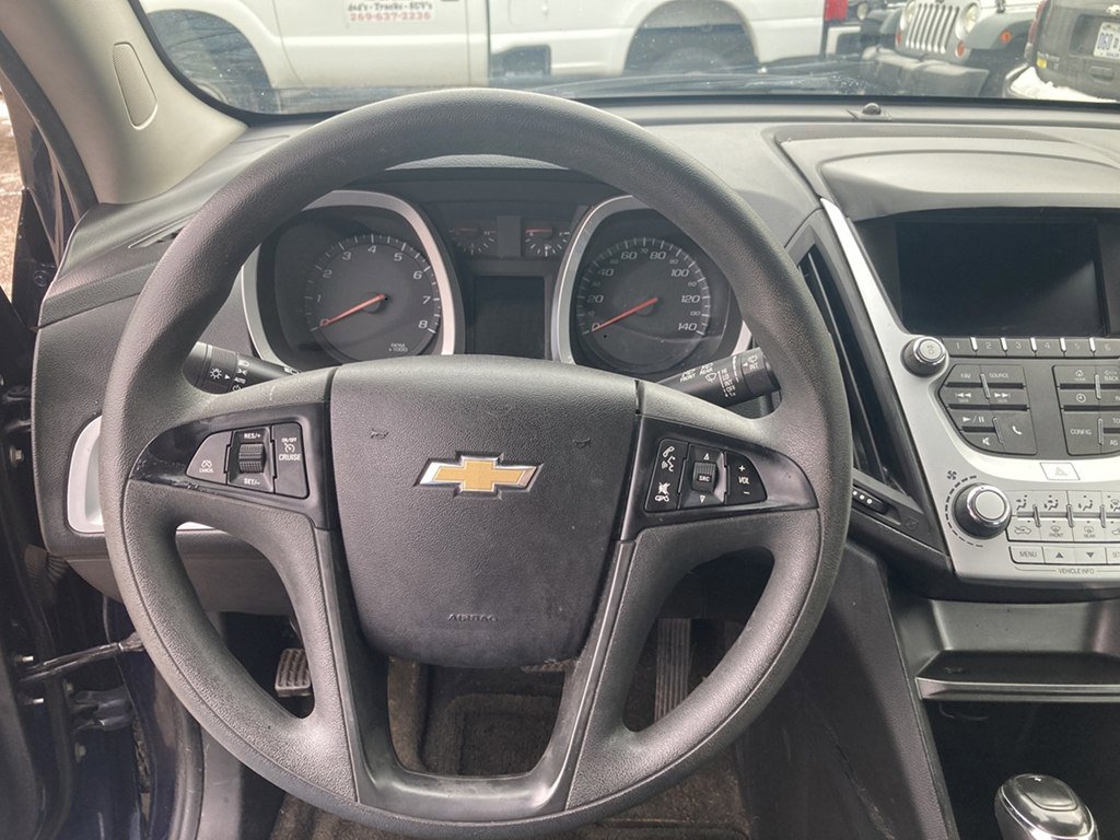 Used 2017 Chevrolet Equinox LS image 13