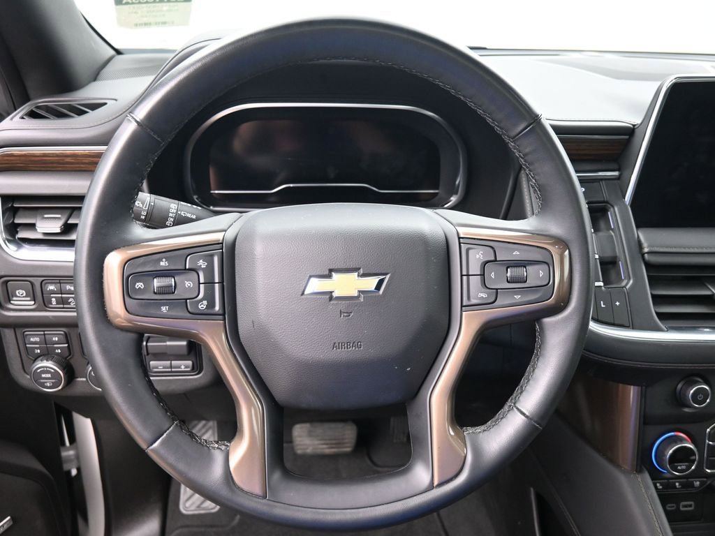 Used 2023 Chevrolet Suburban High Country w/ Max Trailering Package AWD/4WD image 15