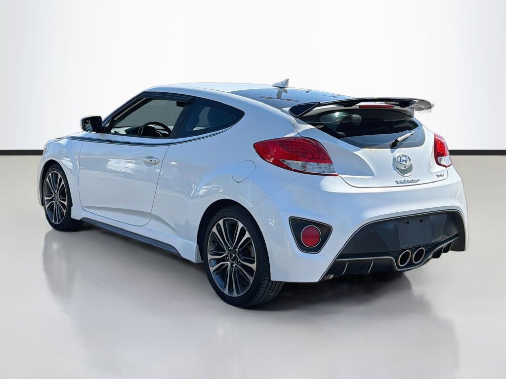 Used 2016 Hyundai Veloster Turbo FWD image 8