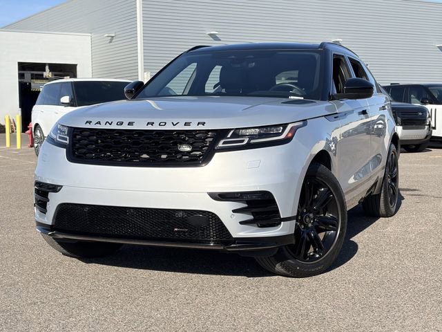 Used 2022 Land Rover Range Rover Velar R-Dynamic S image 3
